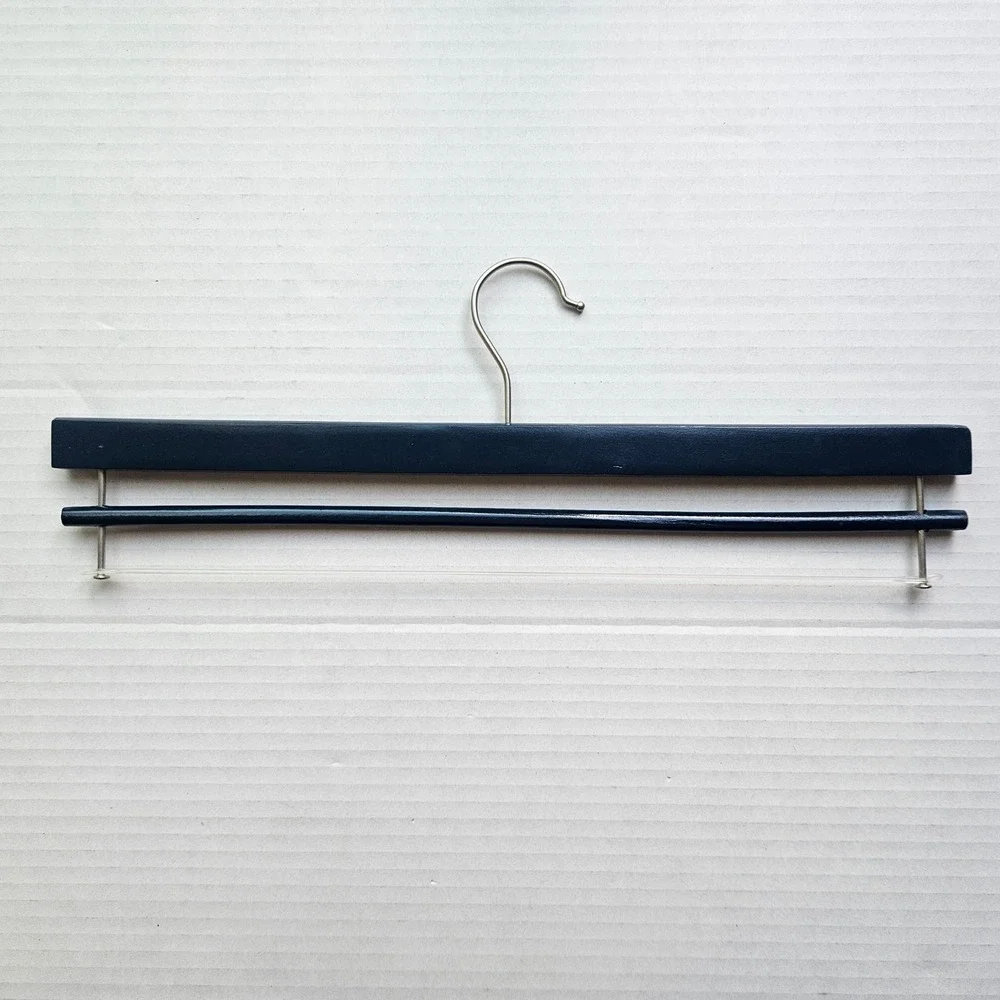 Pendleton Navy Blue Wooden Blanket Hanger Silver Hardware 15.5 Inch